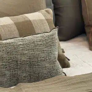 Coussin JACQUARD Kaki - Boutique de décoration à Aix-en-Provence