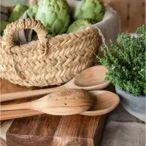 Cuillère en bois de teck promise