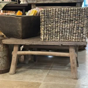 Table Basse en Pin Ancien - T1