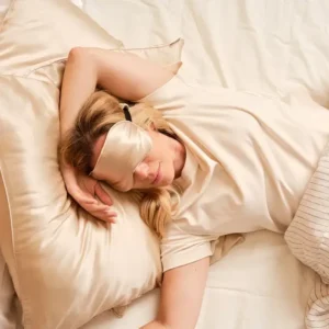 Masque de Sommeil en Soie Champagne - Emily's Pillow